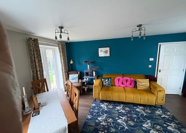 4 Crouch Hill Close , Sherborne 